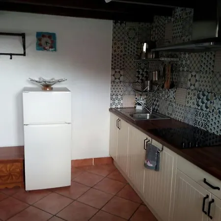 Feriehus Casa Biax Jardin Y Terraza Privada Junto Al Mar Ea